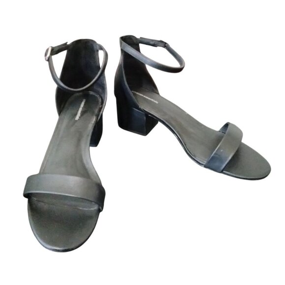 Amazon Essentials Black Two Strap Heeled Sandals Adjustable Ankle Strap Size 13W - Picture 2 of 9